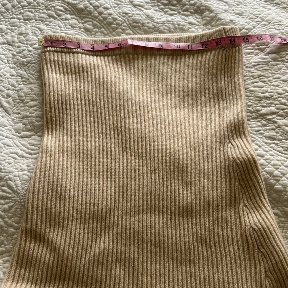 H&M Ribbed Knit Skirt - Picture 4 of 7